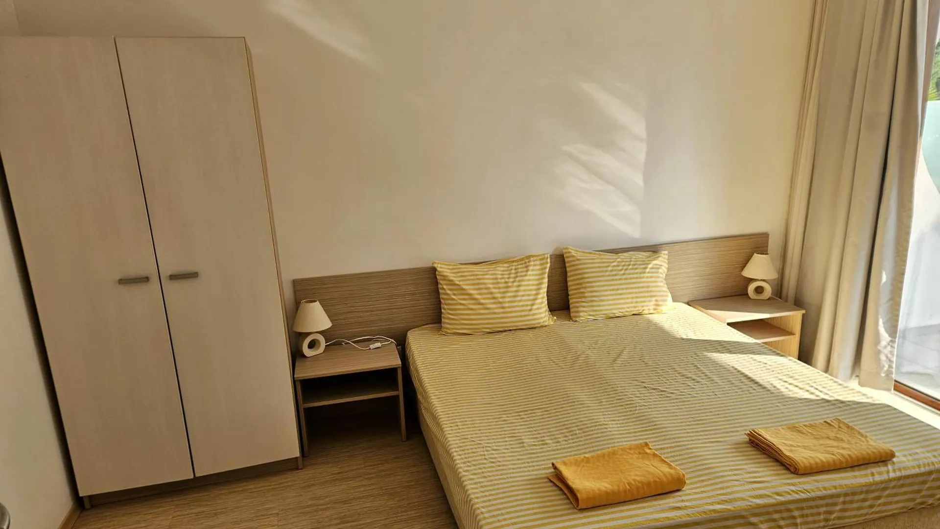 Двустаен Апартамент Поморие Apartment